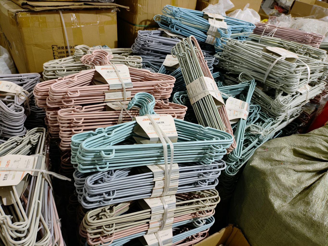 收纳用品外贸剩余库存，义乌这边按柜收