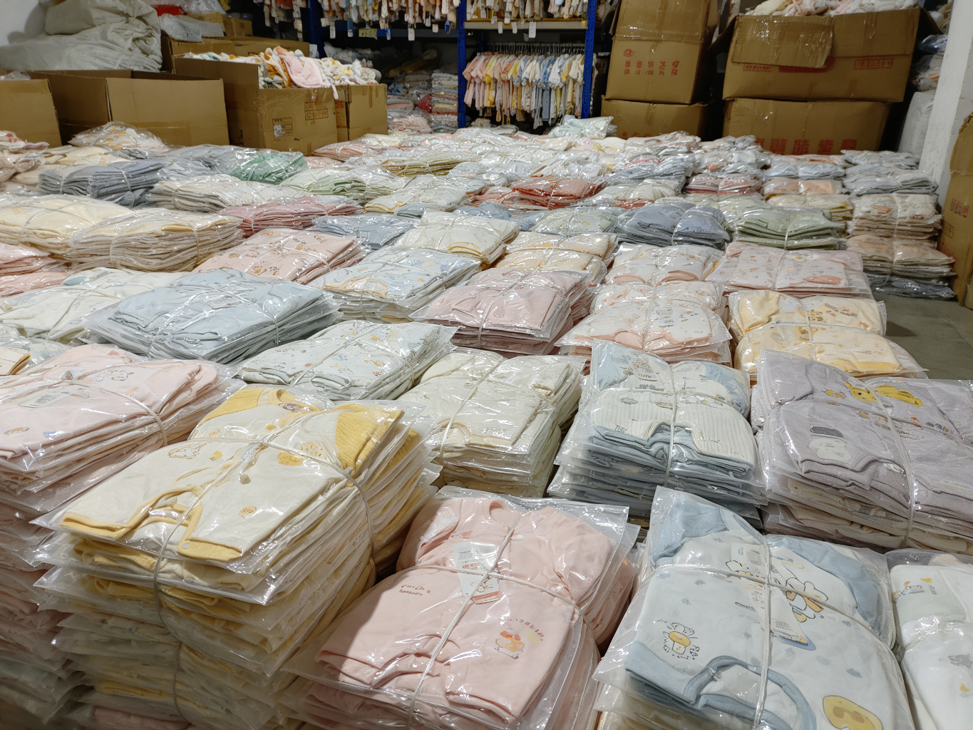 义乌收电商积压婴童用品库存，上门看货当天结